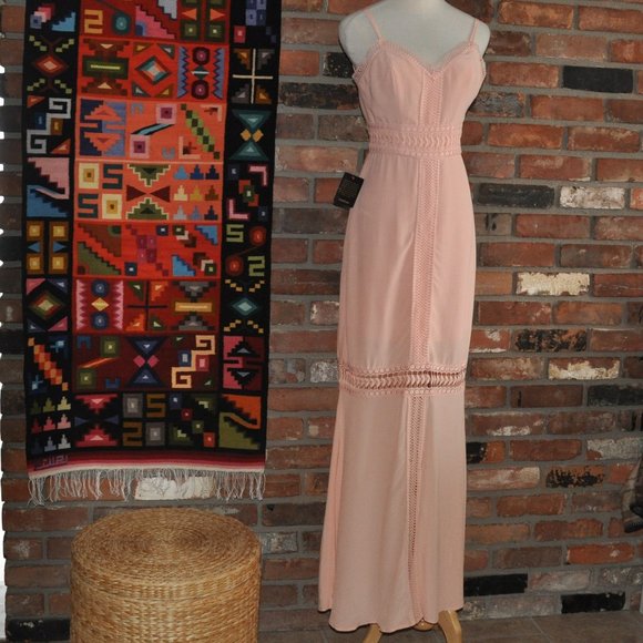 NWT New BeBe Crepe Maxi Tiered Peach Sleeveless Dress Hostess Summer 00 - Picture 1 of 8